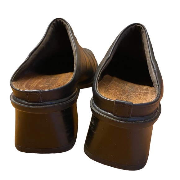 Naot Black Leather Slip On Mule Clogs Women’s EU 38 - Picture 4 of 7
